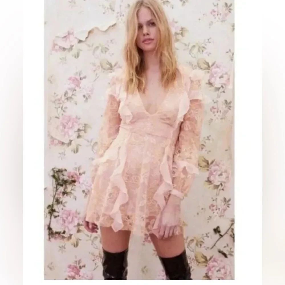 For Love And Lemons Mini Dress Size Small Lace Peach Long Sleeve Ruffles